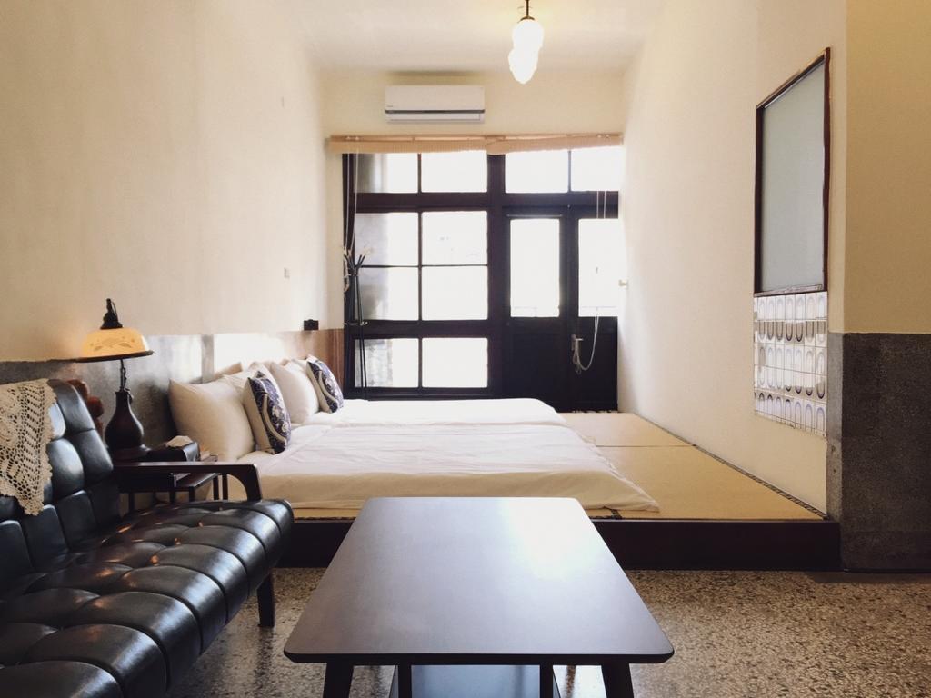 Goin Old House & Bar Apartamento Tainan Exterior foto