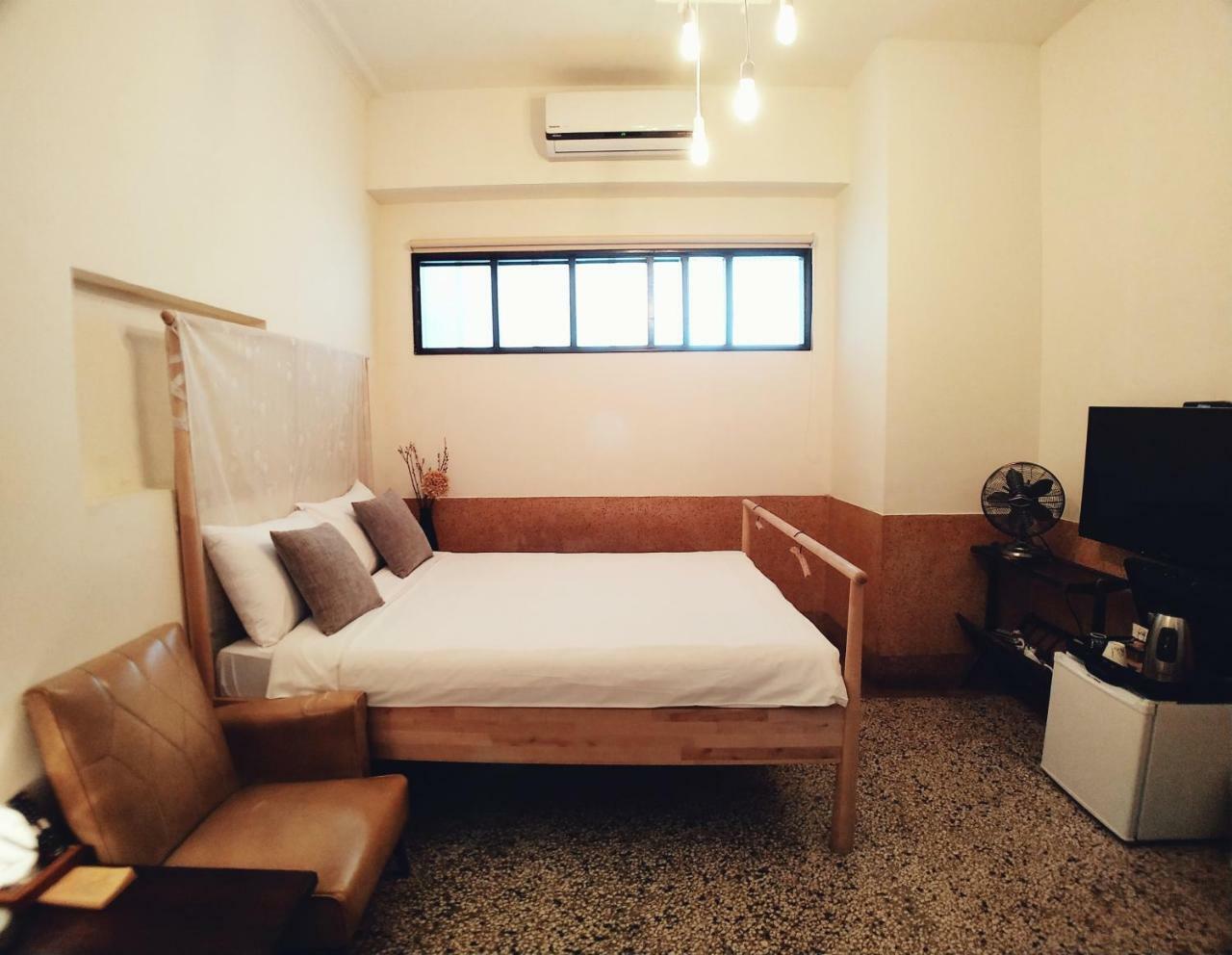 Goin Old House & Bar Apartamento Tainan Exterior foto
