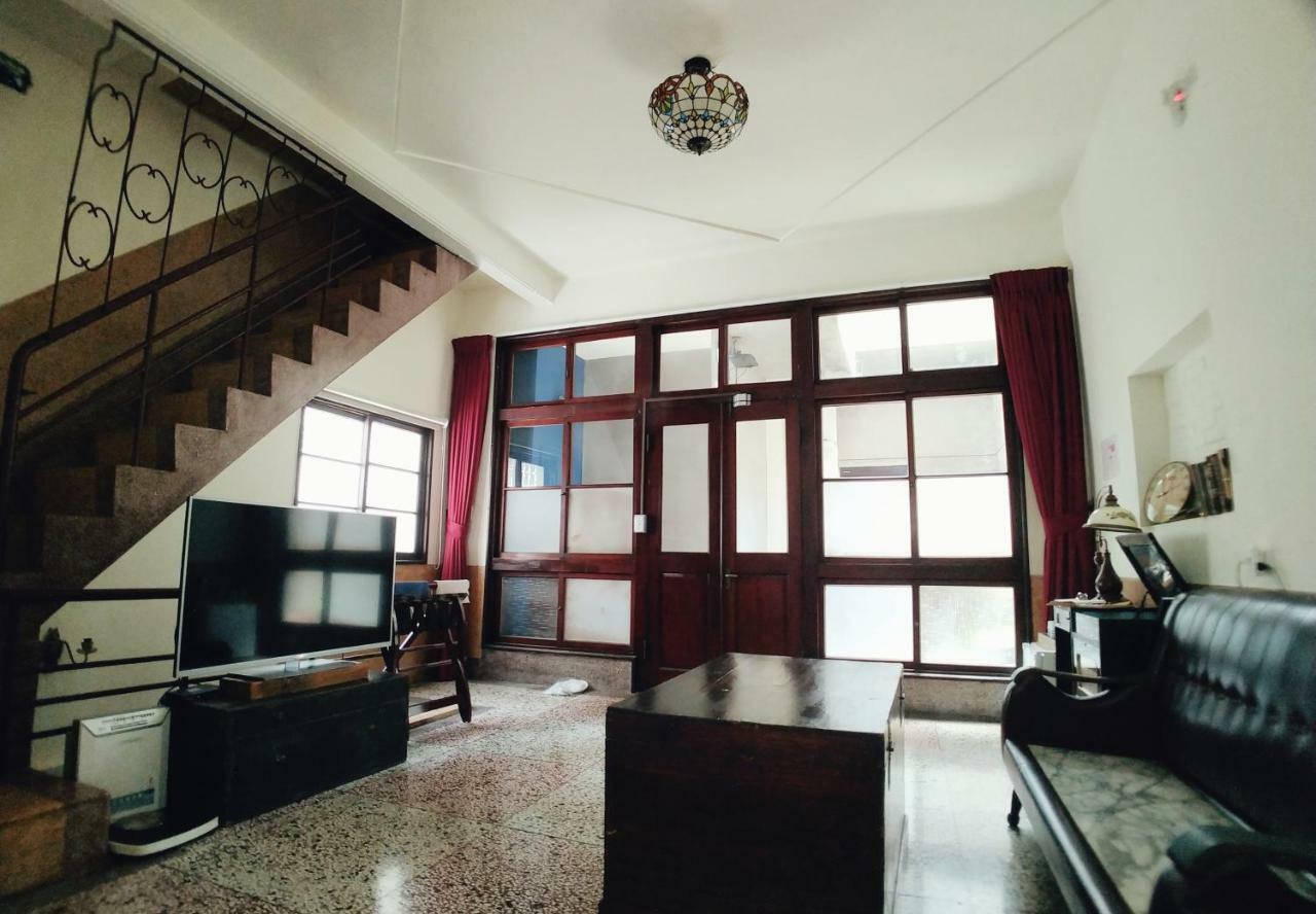 Goin Old House & Bar Apartamento Tainan Exterior foto