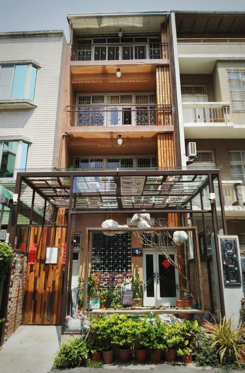 Goin Old House & Bar Apartamento Tainan Exterior foto
